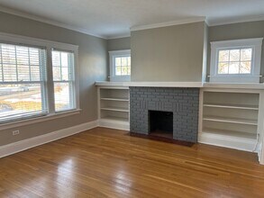 15009 Hilliard Rd in Lakewood, OH - Building Photo - Building Photo
