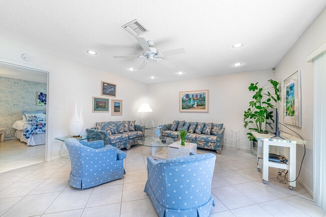 797 NW 32nd Ave in Delray Beach, FL - Building Photo - Building Photo