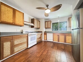 115 Aikahi Loop in Kailua, HI - Building Photo - Building Photo