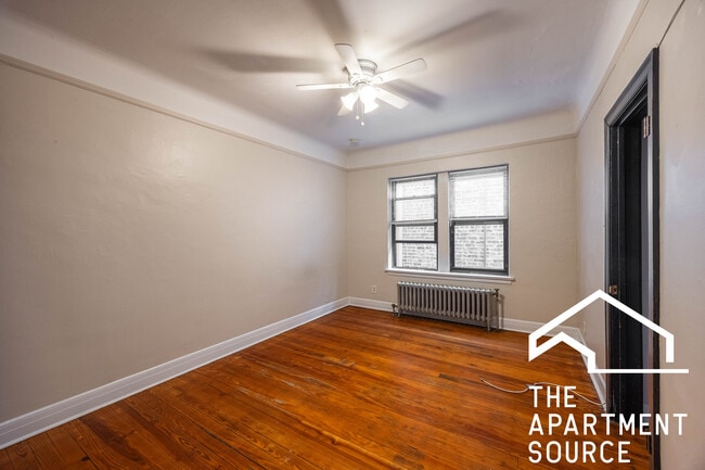 property at 968 W Cuyler Ave