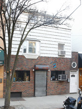 187 Grand St in Brooklyn, NY - Building Photo - Building Photo