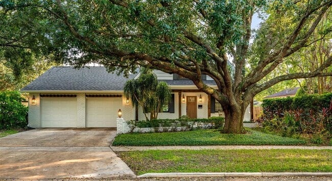 2330 Westminster Ct