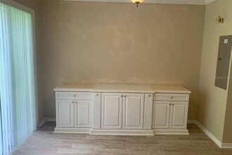 12755 Sunland Ct in Tampa, FL - Building Photo - Building Photo