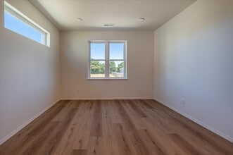 761 Spyglass in Bandon, OR - Foto de edificio - Building Photo