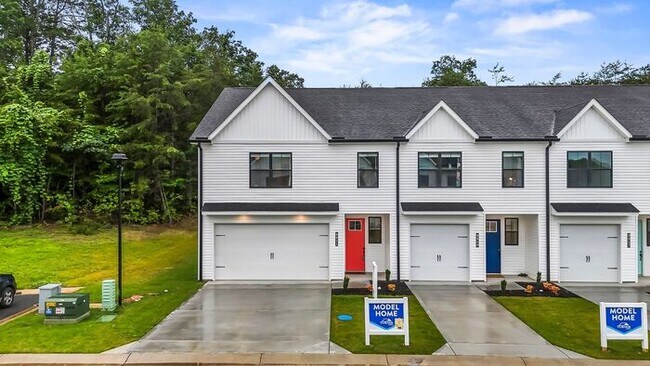 8851 Chapman Trce Wy in Knoxville, TN - Building Photo - Building Photo