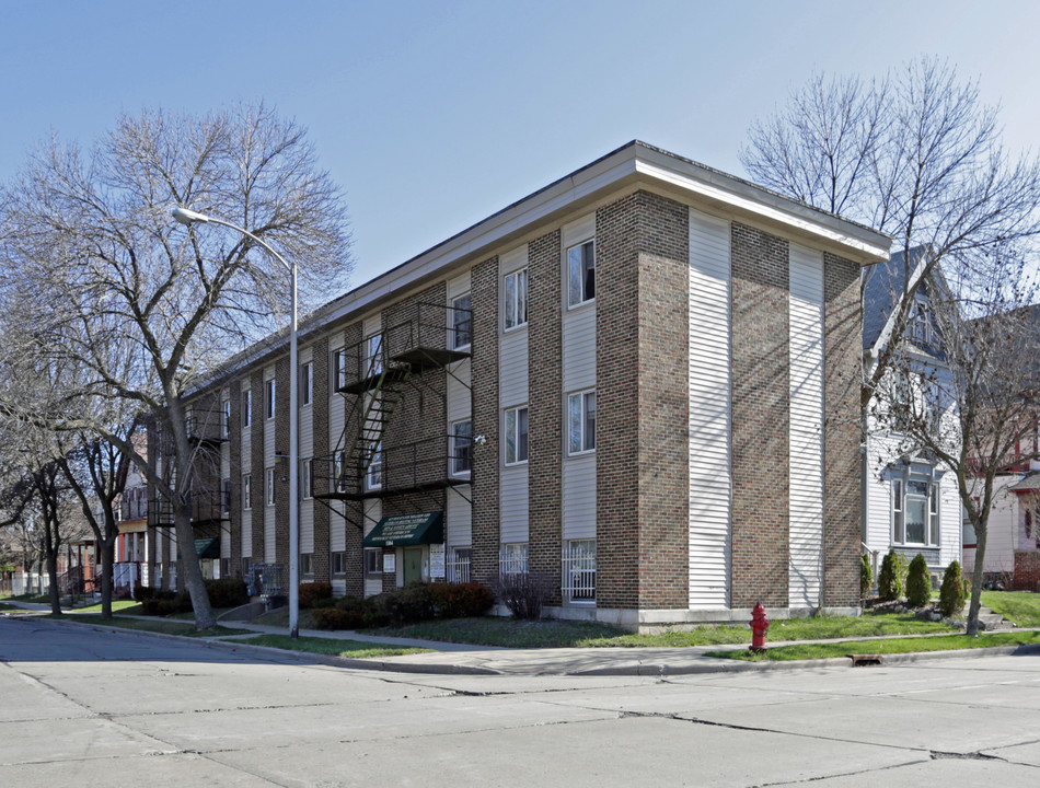 Milwaukee Veterans Home in Milwaukee, WI - Building Photo