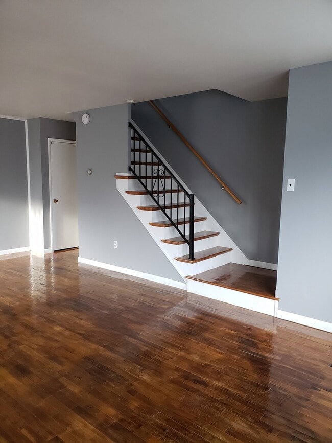 722 Erford Rd in Camp Hill, PA - Building Photo - Building Photo