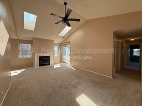2878 Meadow Ln in Schaumburg, IL - Building Photo - Building Photo