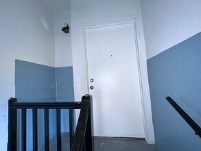 8919 S Muskegon Ave in Chicago, IL - Building Photo - Building Photo