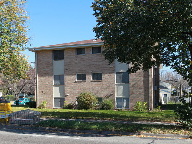 1829 E 36th St in Minneapolis, MN - Foto de edificio - Building Photo