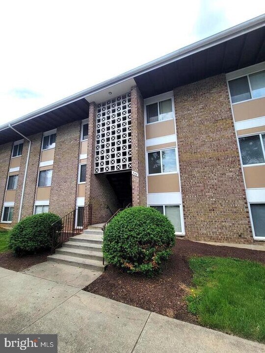 518 Wilson Bridge Dr in Oxon Hill, MD - Building Photo