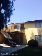 3109 Edmonton St in Bakersfield, CA - Building Photo - Building Photo