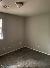 3024 Hillside Dr photo'
