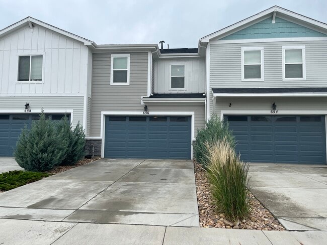 656 Stonebridge Dr in Longmont, CO - Building Photo - Building Photo