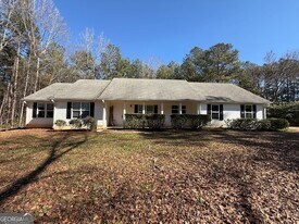 1717 New Hope Rd in Locust Grove, GA - Building Photo