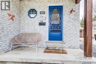 107 Ellis Ave in Kitchener, ON - Building Photo - Building Photo