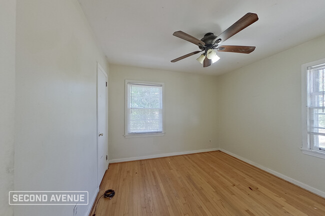 1036 Broadmoor Dr in Birmingham, AL - Building Photo - Building Photo