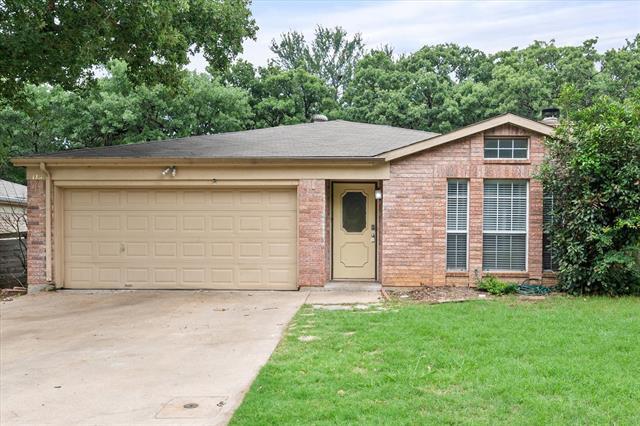 1217 Hidden Creek Dr in Mansfield, TX - Building Photo - Building Photo