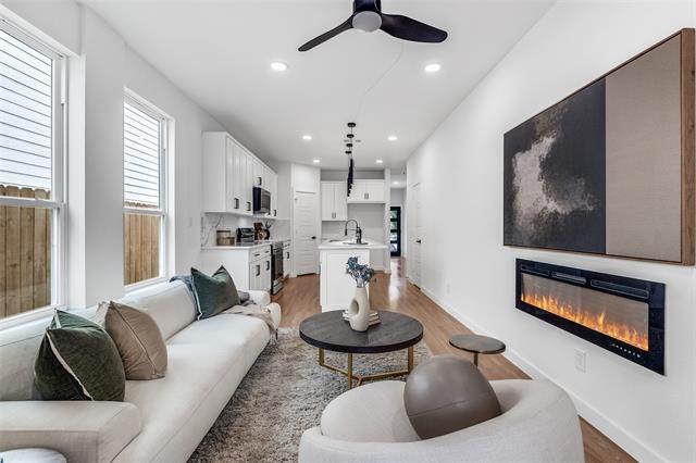 2321 Budd St in Dallas, TX - Building Photo