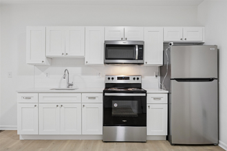 176 Hansberry St in Philadelphia, PA - Building Photo - Building Photo