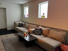 2118 E Carson St in Pittsburgh, PA - Building Photo - Building Photo