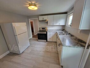 1813 3rd Ave in Watervliet, NY - Building Photo - Building Photo