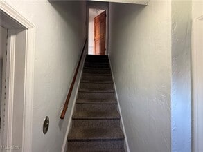 21250 Crystal Ave in Euclid, OH - Building Photo - Building Photo