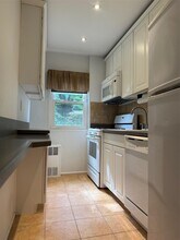 103 Wiltshire Rd in Scarsdale, NY - Building Photo - Building Photo