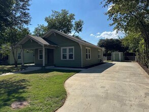 917 Anna St in Denton, TX - Building Photo - Building Photo
