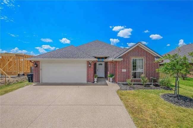 1011 Dove Chase Ln