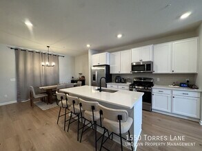 1550 Torres Ln in West St. Paul, MN - Building Photo - Building Photo