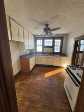 1909 SW Lane St in Topeka, KS - Building Photo - Building Photo