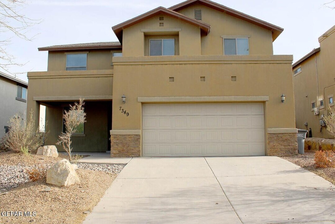7349 Autumn Sage Dr in El Paso, TX - Building Photo