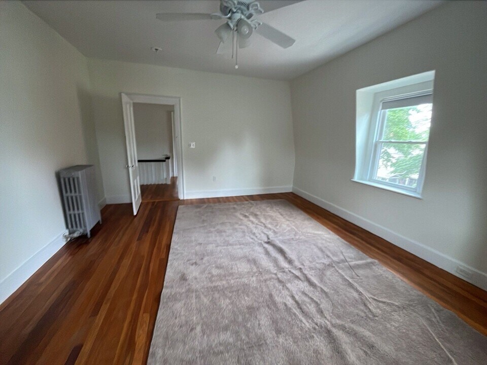 206 Church St in Newton, MA - Building Photo
