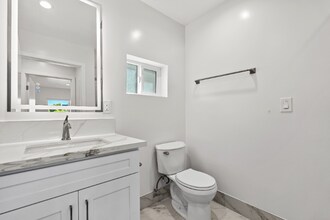 1165 Stanford St in Santa Monica, CA - Building Photo - Building Photo