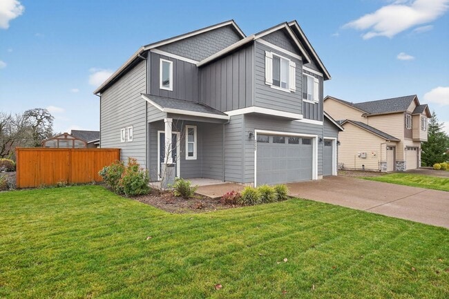 2595 S Ginger St in Cornelius, OR - Building Photo - Building Photo