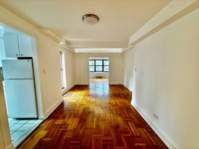 property at 140 E 56th St