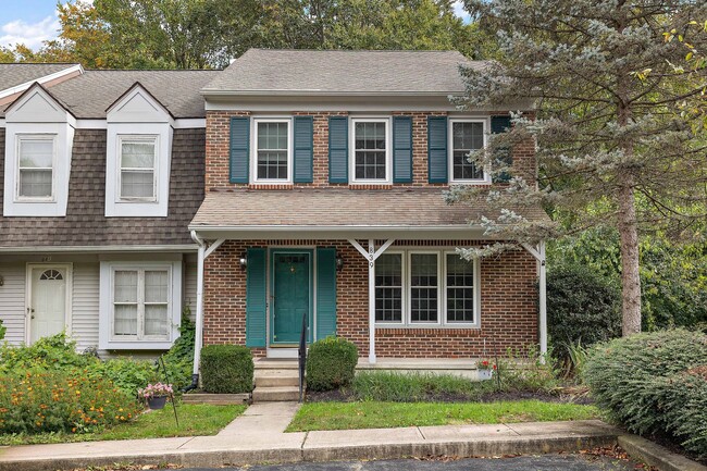 property at 839 Stockbridge Dr