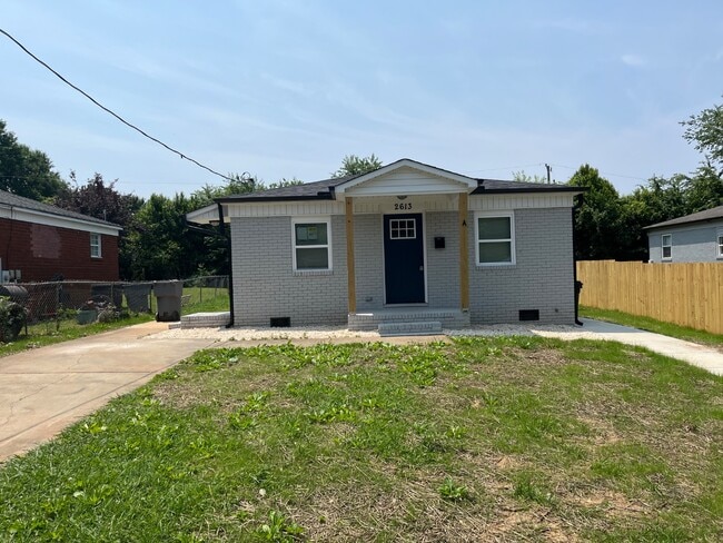 property at 2613 Dundeen St