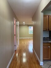 5911 Mayflower Ct, Unit 5911 Mayflower Court in Alexandria, VA - Foto de edificio - Building Photo