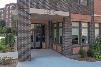 15 Parkview in Bronxville, NY - Foto de edificio - Building Photo