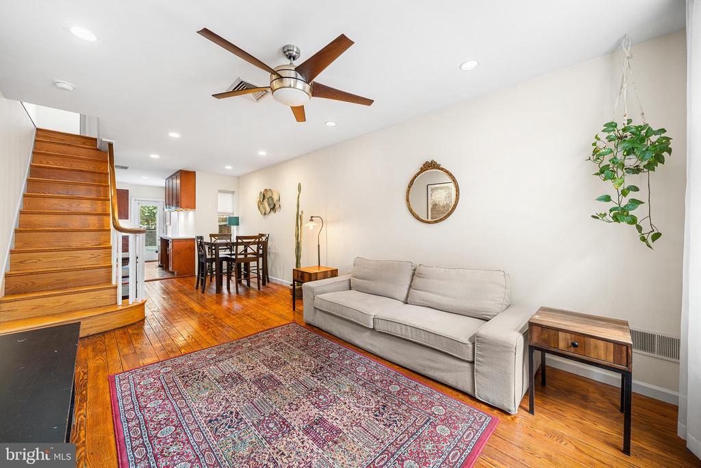 1511 Earl St in Philadelphia, PA - Building Photo