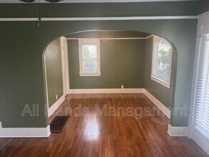 4116 E 5th St in Long Beach, CA - Building Photo - Building Photo