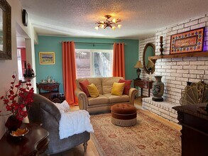 55 Verde Ridge Rd, Unit B in Los Alamos, NM - Building Photo - Building Photo