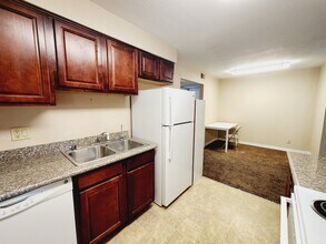 5405 Indian River Dr in Las Vegas, NV - Building Photo - Building Photo