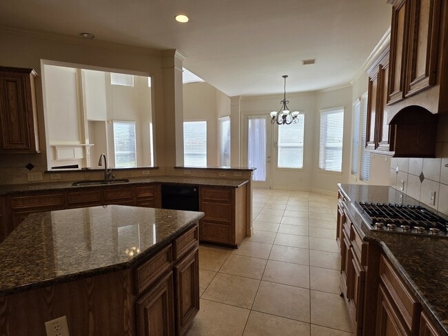 property at 7006 Paxton Ct