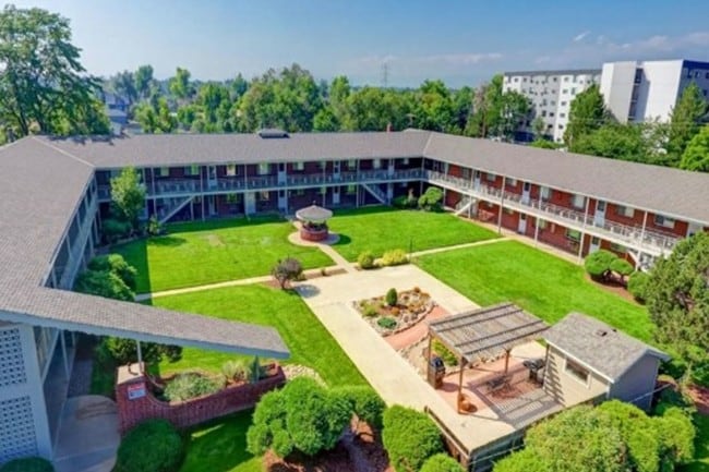 Lampliter Apartments