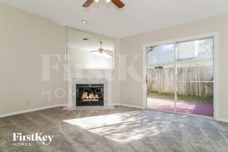 1915 Ashmore Green Dr in Jacksonville, FL - Building Photo - Building Photo