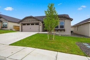 3613 Ibis Ln in Pasco, WA - Building Photo
