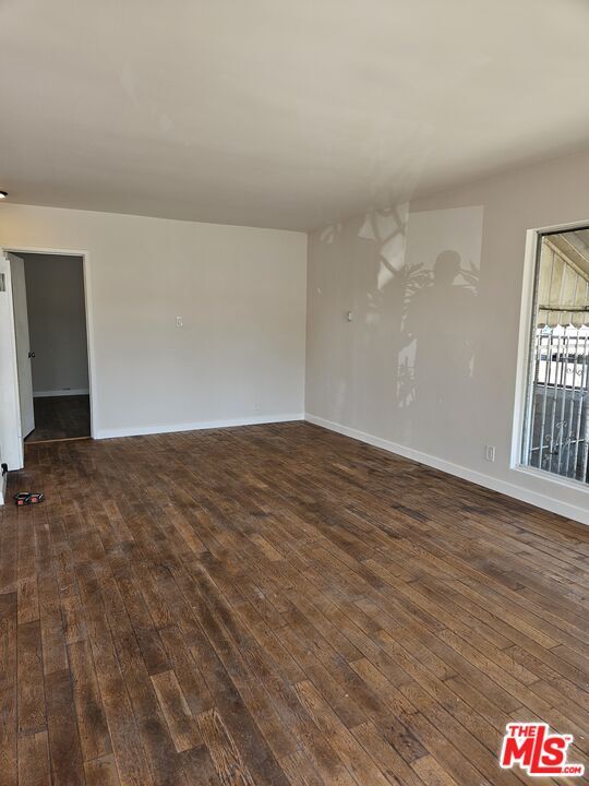 263 E 84th Pl in Los Angeles, CA - Building Photo - Building Photo
